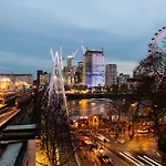 Clhh Trafalgar Riverside Penthouse